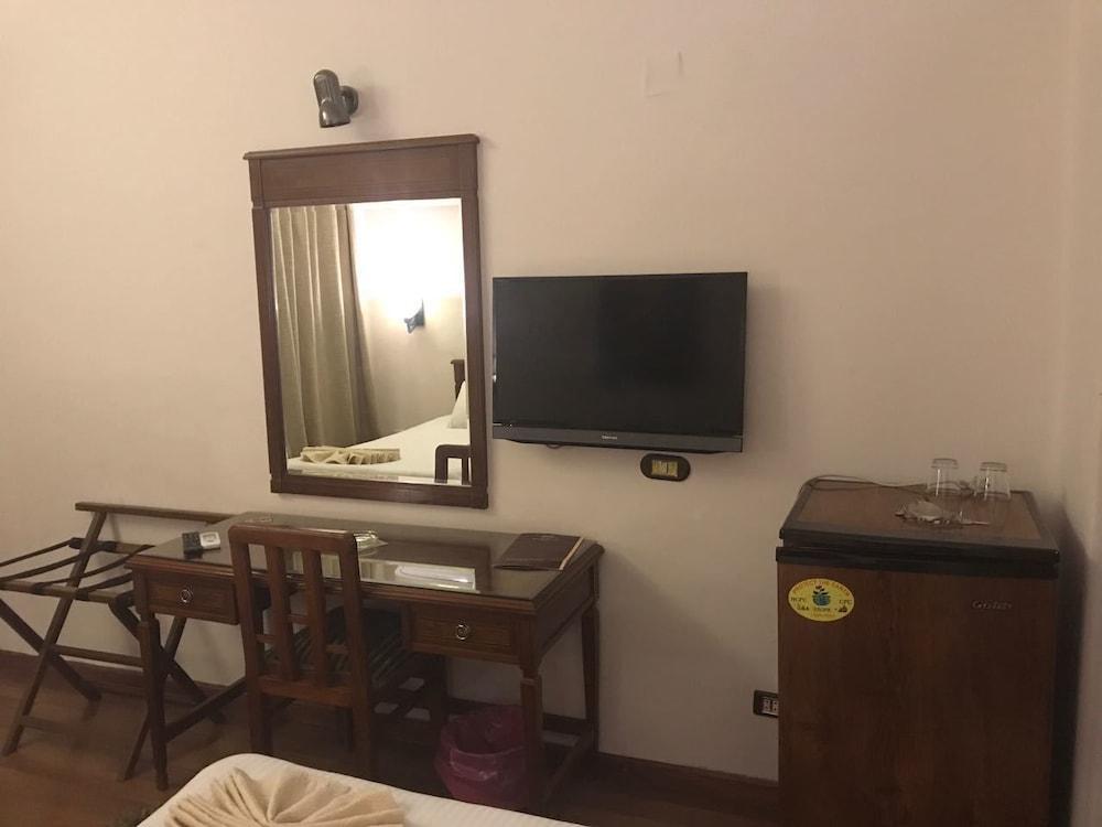 Hotel Royal Marshal ไคโร ภายนอก รูปภาพ